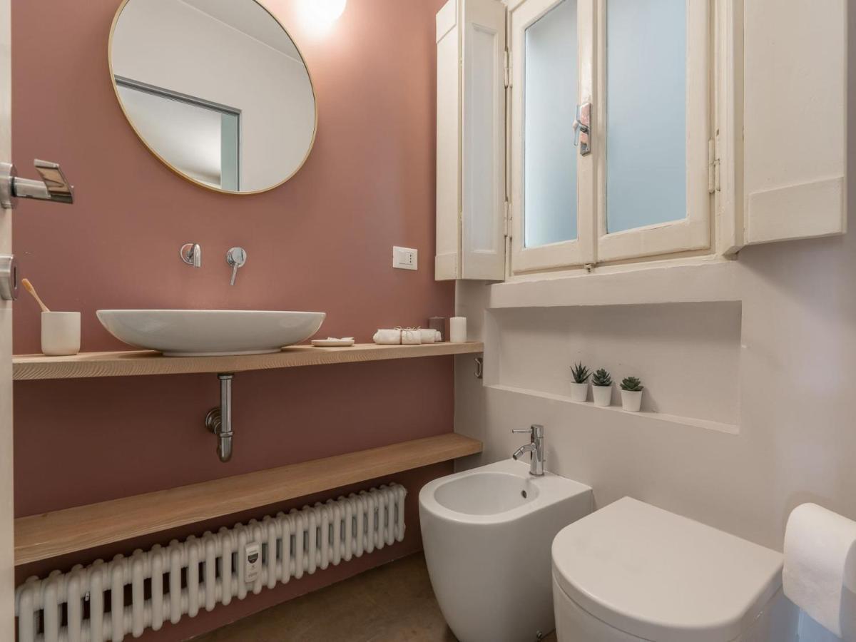 The Best Rent - Lovely One-Bedroom Apartment In Moscova Milan Bagian luar foto