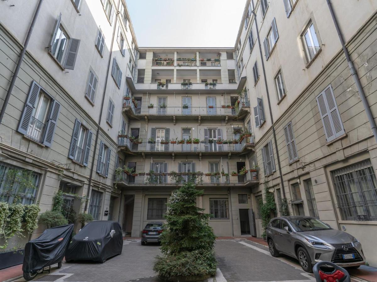 The Best Rent - Lovely One-Bedroom Apartment In Moscova Milan Bagian luar foto