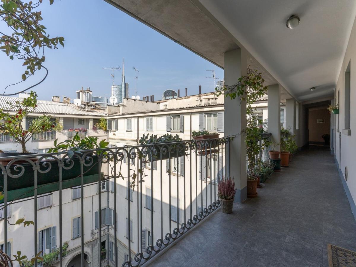 The Best Rent - Lovely One-Bedroom Apartment In Moscova Milan Bagian luar foto